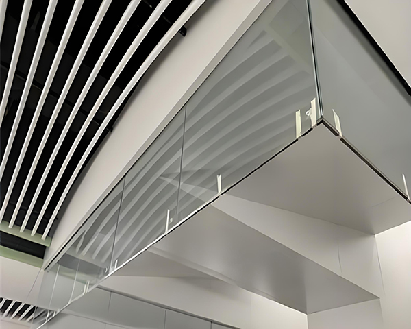 盐池玻璃盐池挡烟垂壁