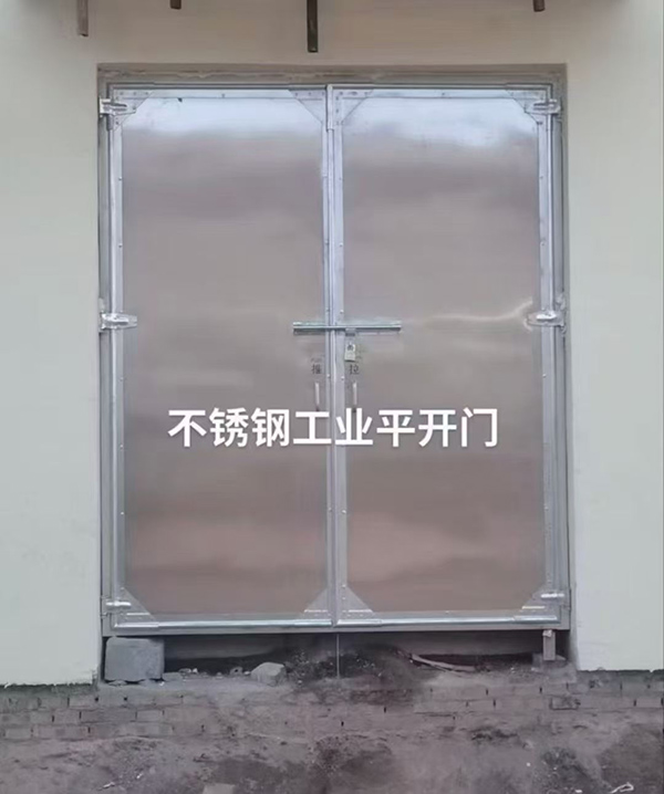不锈钢盐池工业平开门在现代工业场景中的应用实践