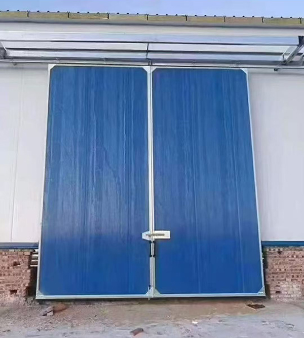 盐池工业门在大型仓储物流通道中的应用实例