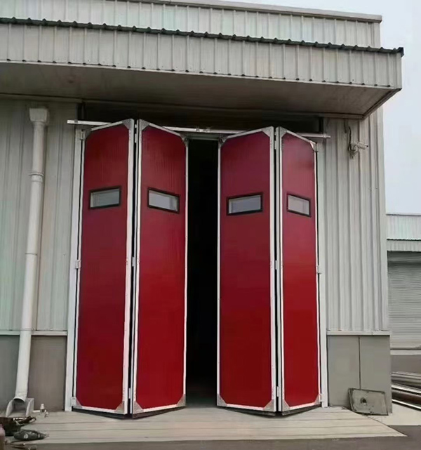 盐池工业折叠门在大型装配车间出入口的应用实例